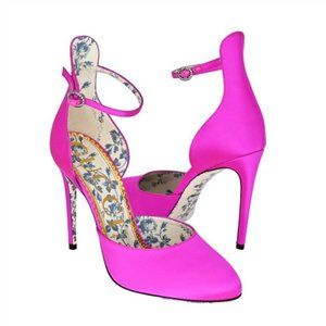 NIB Gucci Crystal-buckle Satin D'orsay Pumps